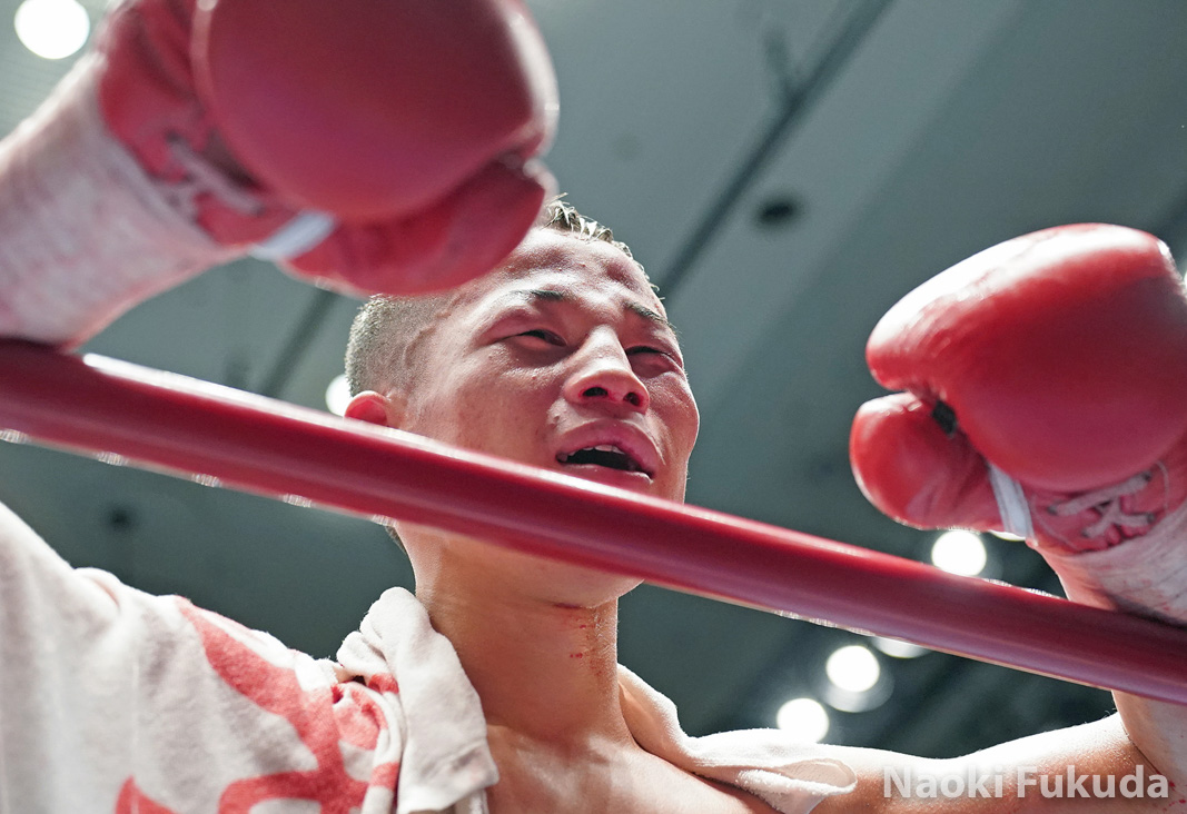 佐藤 剛(角海老宝石)VS多田 雅(TI山形) Photo by 福田直樹|角海老写真館
